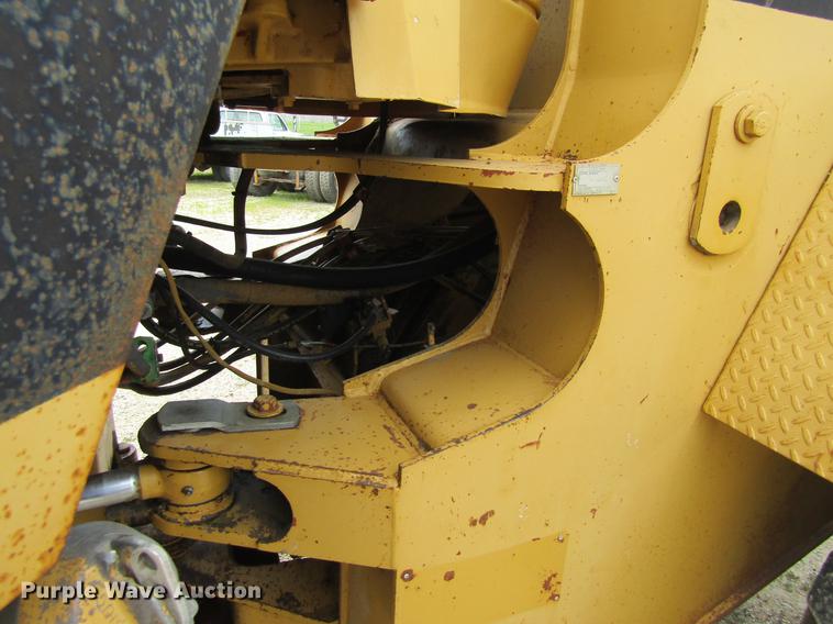 image for item DF3827 1983 Caterpillar 950B wheel loader