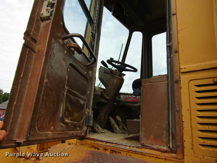 image for item DF3827 1983 Caterpillar 950B wheel loader