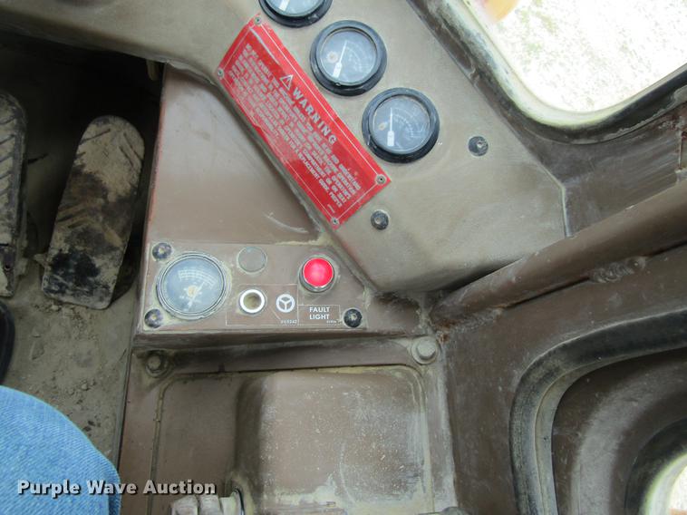 image for item DF3827 1983 Caterpillar 950B wheel loader