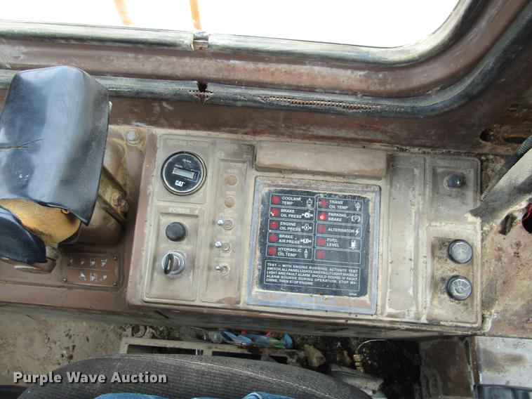 image for item DF3827 1983 Caterpillar 950B wheel loader