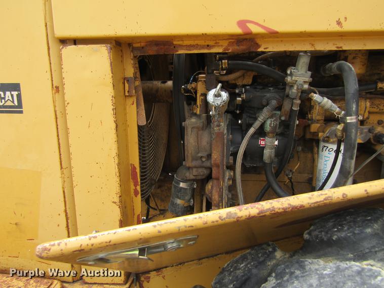 image for item DF3827 1983 Caterpillar 950B wheel loader