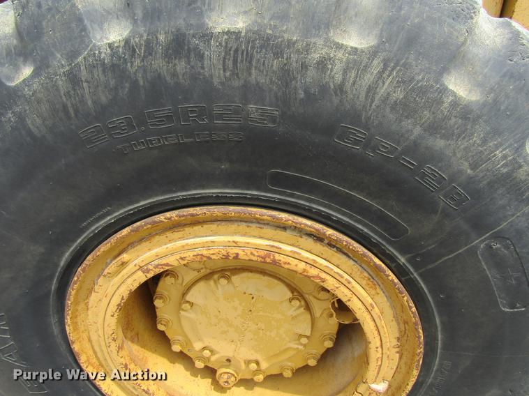 image for item DF3827 1983 Caterpillar 950B wheel loader