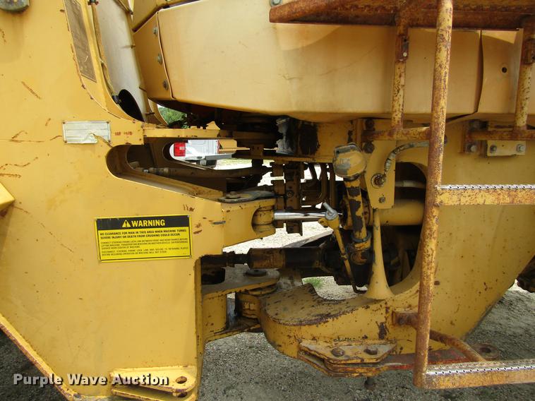 image for item DF3828 1989 Caterpillar IT28B wheel loader