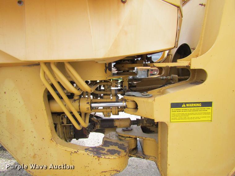 image for item DF3828 1989 Caterpillar IT28B wheel loader
