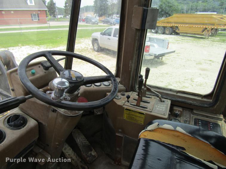 image for item DF3828 1989 Caterpillar IT28B wheel loader