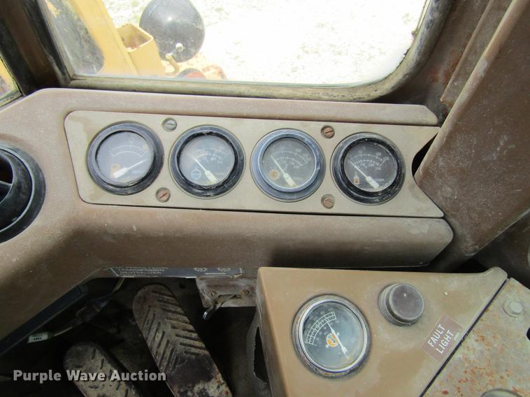 image for item DF3828 1989 Caterpillar IT28B wheel loader
