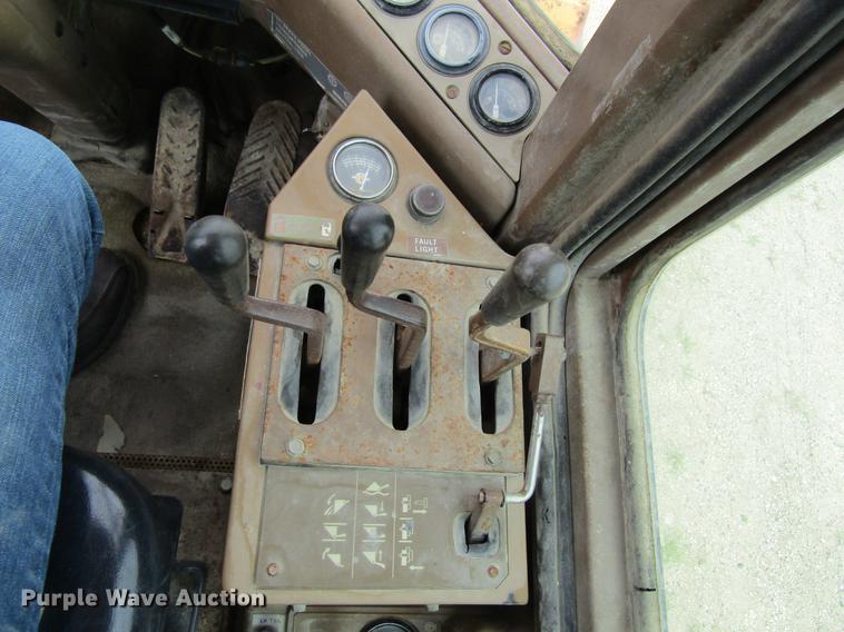 image for item DF3828 1989 Caterpillar IT28B wheel loader