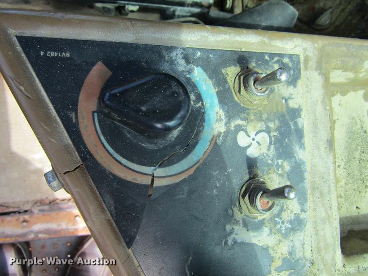 image for item DF3828 1989 Caterpillar IT28B wheel loader