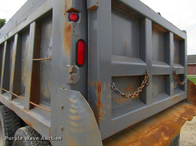 image for item DF3829 1997 International 9200 dump truck