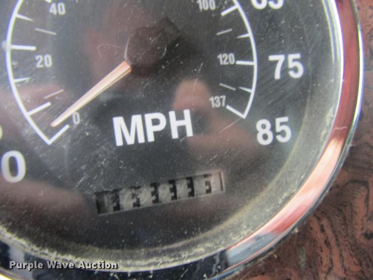 image for item DF3829 1997 International 9200 dump truck