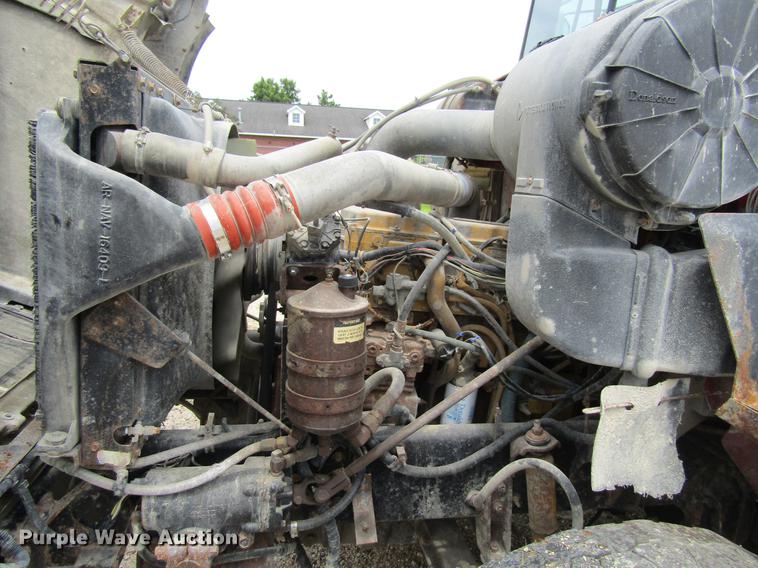 image for item DF3829 1997 International 9200 dump truck