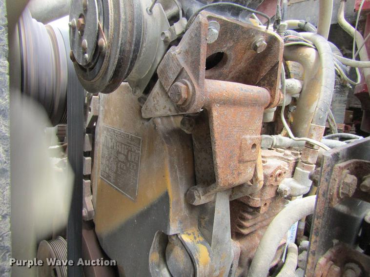 image for item DF3829 1997 International 9200 dump truck