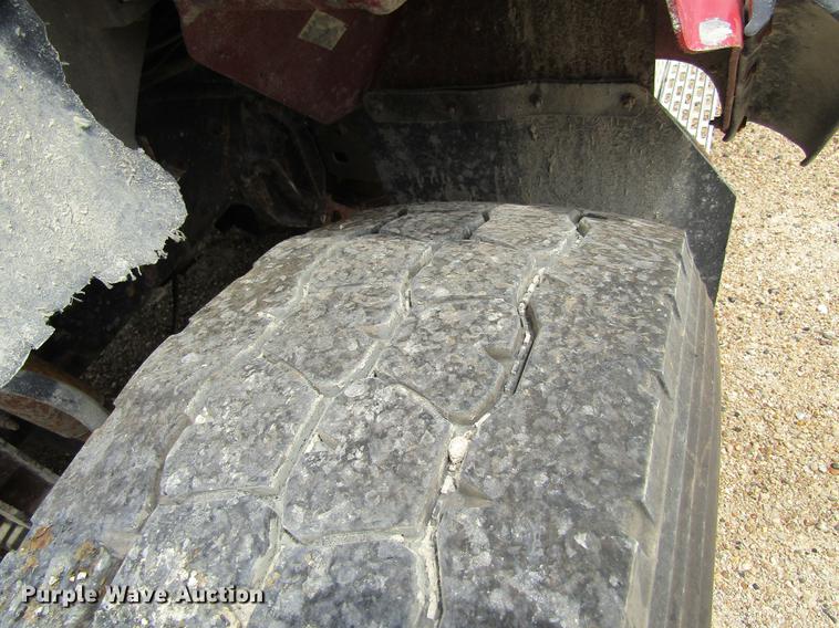 image for item DF3829 1997 International 9200 dump truck