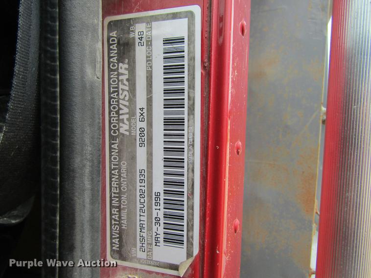 image for item DF3829 1997 International 9200 dump truck