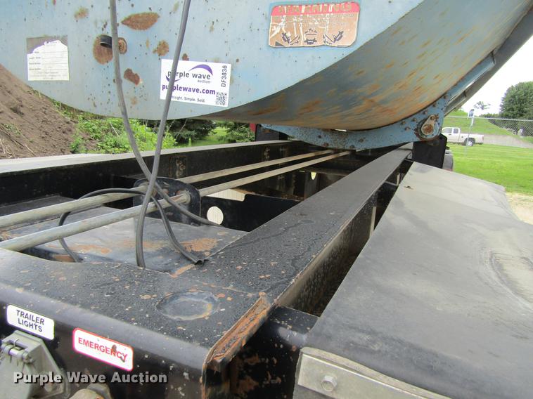 image for item DF3836 2007 Sidumpr side dump trailer