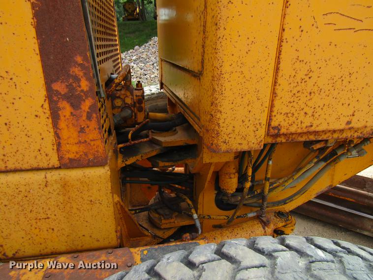 image for item DF3837 1986 John Deere 770BH motor grader