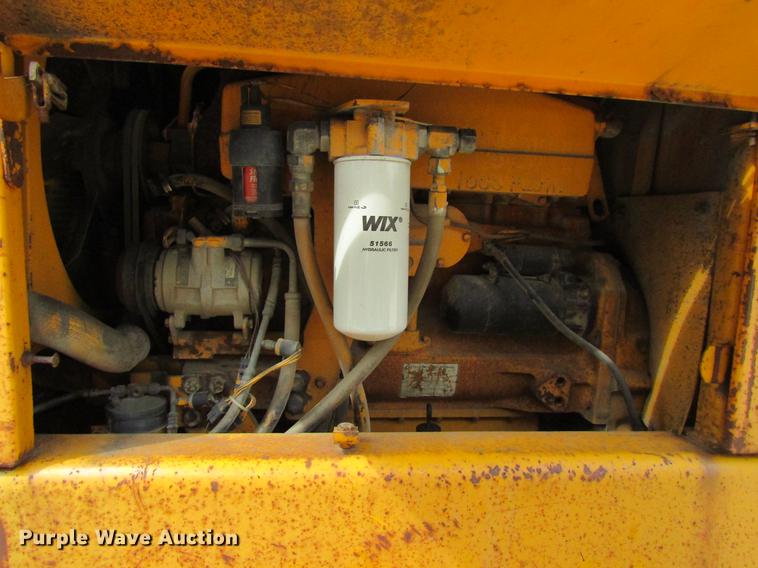 image for item DF3837 1986 John Deere 770BH motor grader