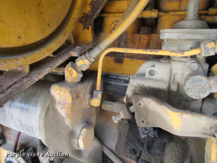 image for item DF3837 1986 John Deere 770BH motor grader