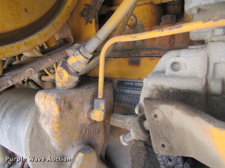 image for item DF3837 1986 John Deere 770BH motor grader