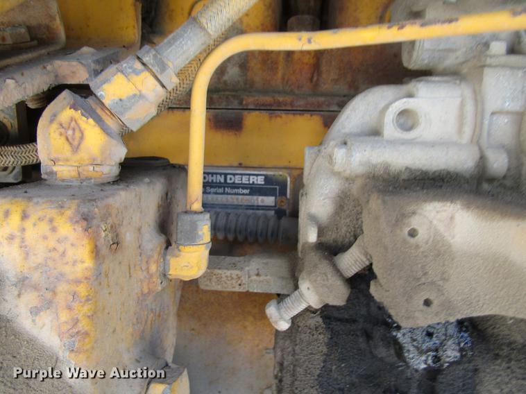 image for item DF3837 1986 John Deere 770BH motor grader