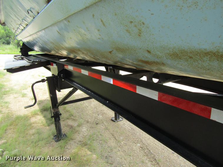 image for item DF3838 1999 Smithco side dump trailer