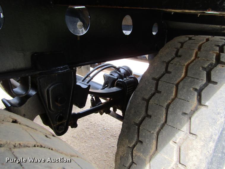 image for item DF3838 1999 Smithco side dump trailer