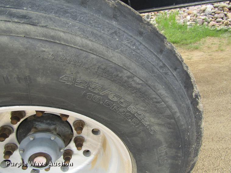 image for item DF3838 1999 Smithco side dump trailer