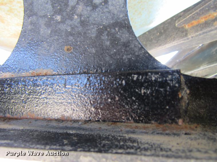 image for item DF3838 1999 Smithco side dump trailer