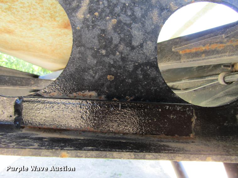 image for item DF3838 1999 Smithco side dump trailer