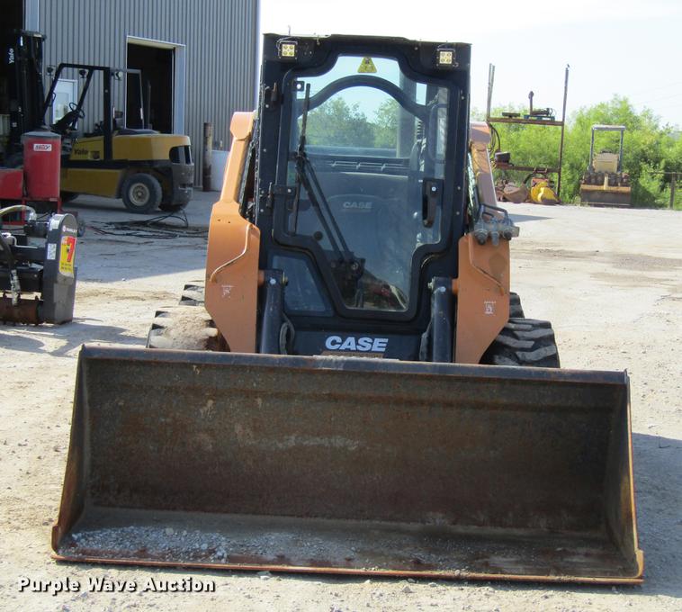 image for item DF3839 2013 Case SV250 skid steer