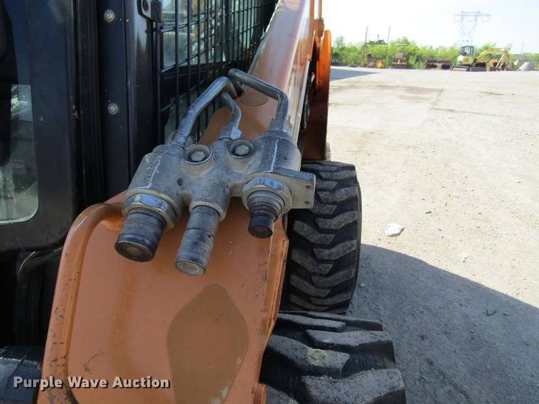 image for item DF3839 2013 Case SV250 skid steer