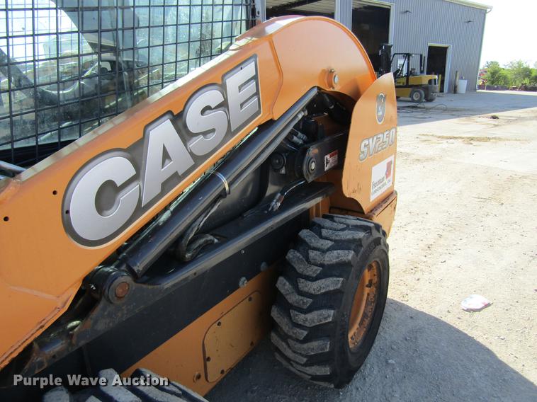 image for item DF3839 2013 Case SV250 skid steer