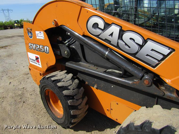 image for item DF3839 2013 Case SV250 skid steer