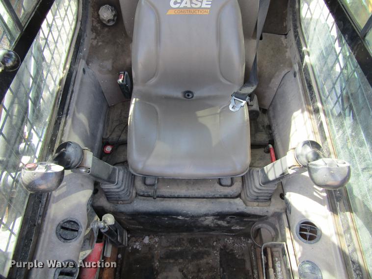 image for item DF3839 2013 Case SV250 skid steer