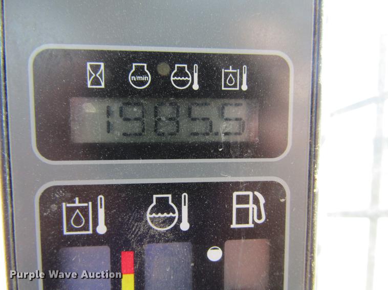 image for item DF3839 2013 Case SV250 skid steer