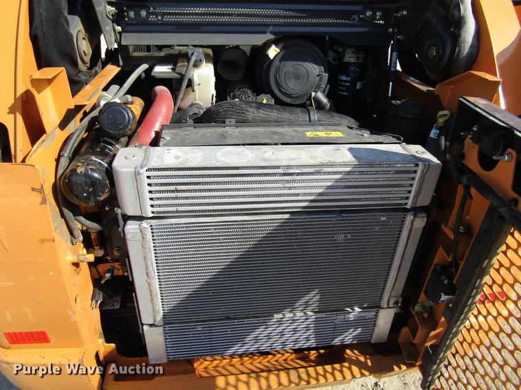 image for item DF3839 2013 Case SV250 skid steer