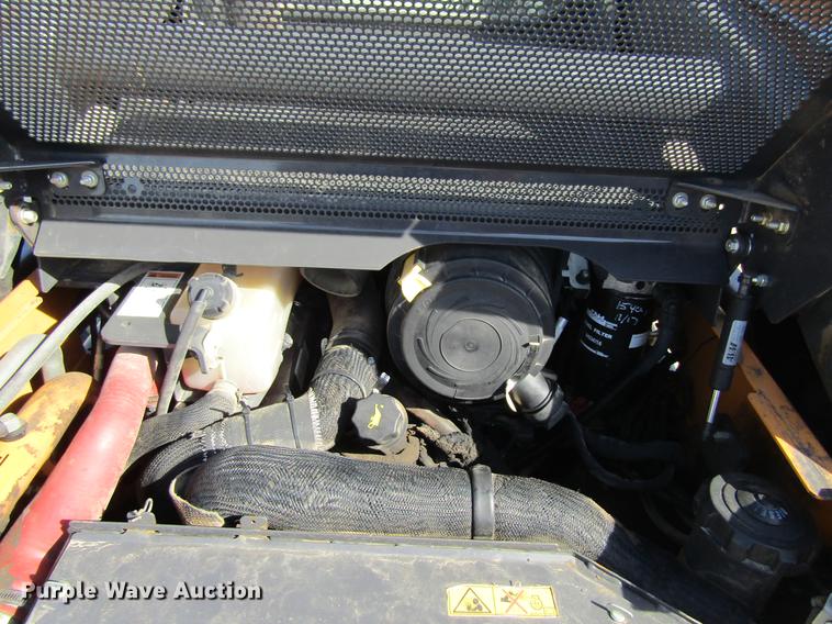 image for item DF3839 2013 Case SV250 skid steer