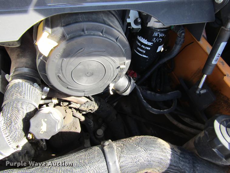 image for item DF3839 2013 Case SV250 skid steer