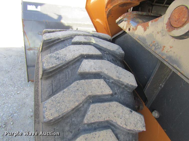 image for item DF3839 2013 Case SV250 skid steer