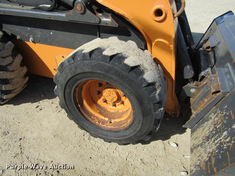 image for item DF3839 2013 Case SV250 skid steer