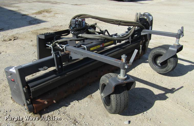 image for item DF3840 2004 Harley MX7H power box rake