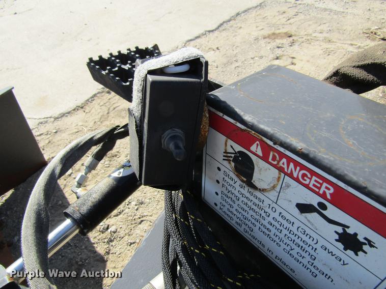 image for item DF3840 2004 Harley MX7H power box rake