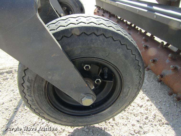 image for item DF3840 2004 Harley MX7H power box rake