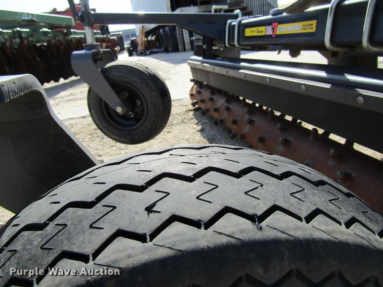 image for item DF3840 2004 Harley MX7H power box rake