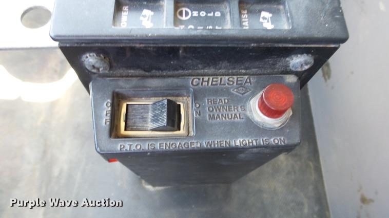 image for item DF4284 2003 Freightliner Business Class M2 dump truck