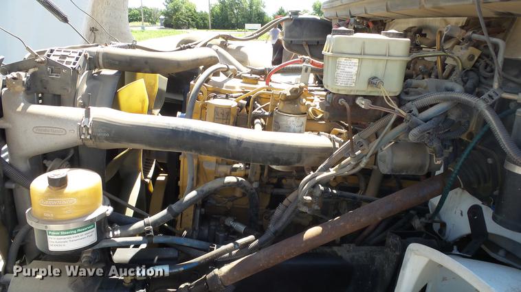 image for item DF4284 2003 Freightliner Business Class M2 dump truck