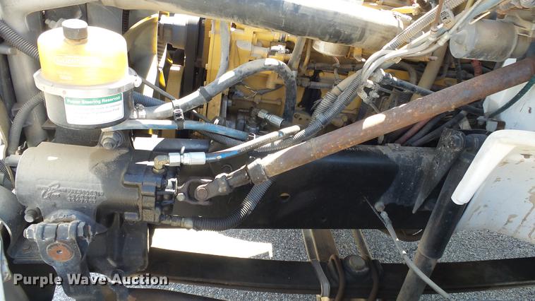 image for item DF4284 2003 Freightliner Business Class M2 dump truck