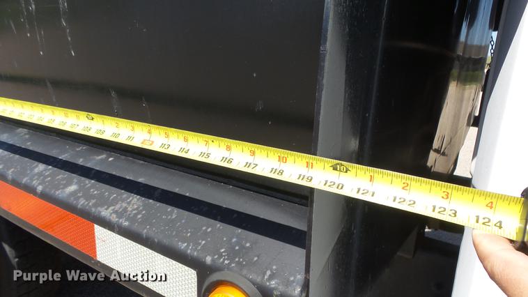 image for item DF4284 2003 Freightliner Business Class M2 dump truck