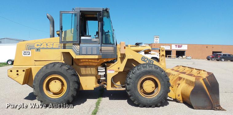 image for item DF4285 1997 Case 621B wheel loader