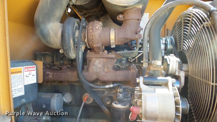 image for item DF4285 1997 Case 621B wheel loader